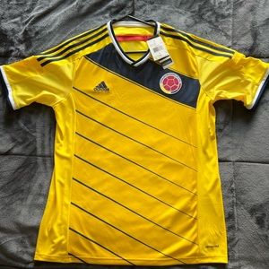 NWT 2014 World Cup Soccer/Futbol Columbia Jersey